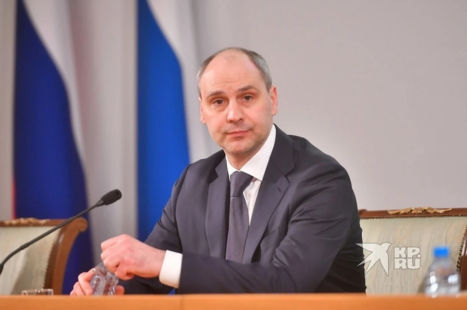Денис Паслер поручил до конца 2025 года возвести семь поликлиник