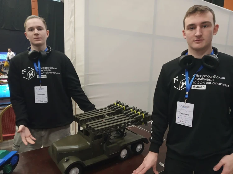 Боевые машины саратовских школьников вернулись с победой