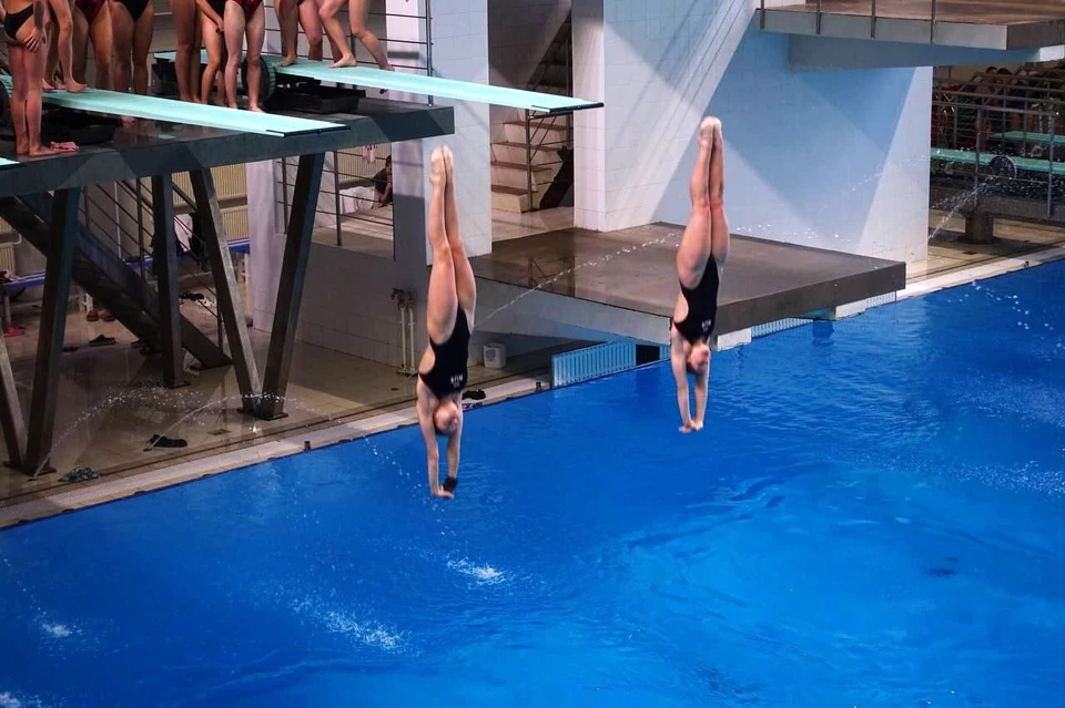 Дворец спорта «Центральный» принимает первенство России по прыжкам в воду.