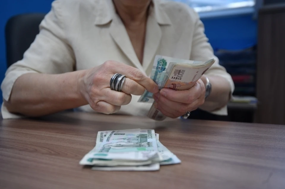 Экс-главу компании осудят за трату 6,5 миллиона рублей на еду и одежду