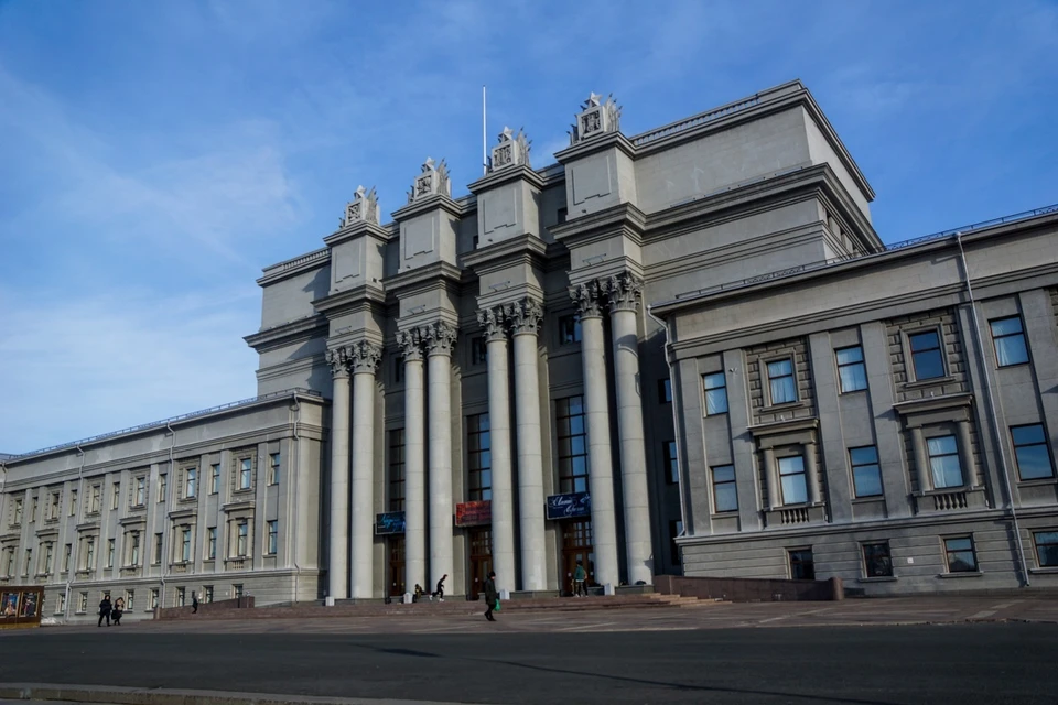 Оба балета говорят о войне, как о страшном, бесчеловечном явлении.