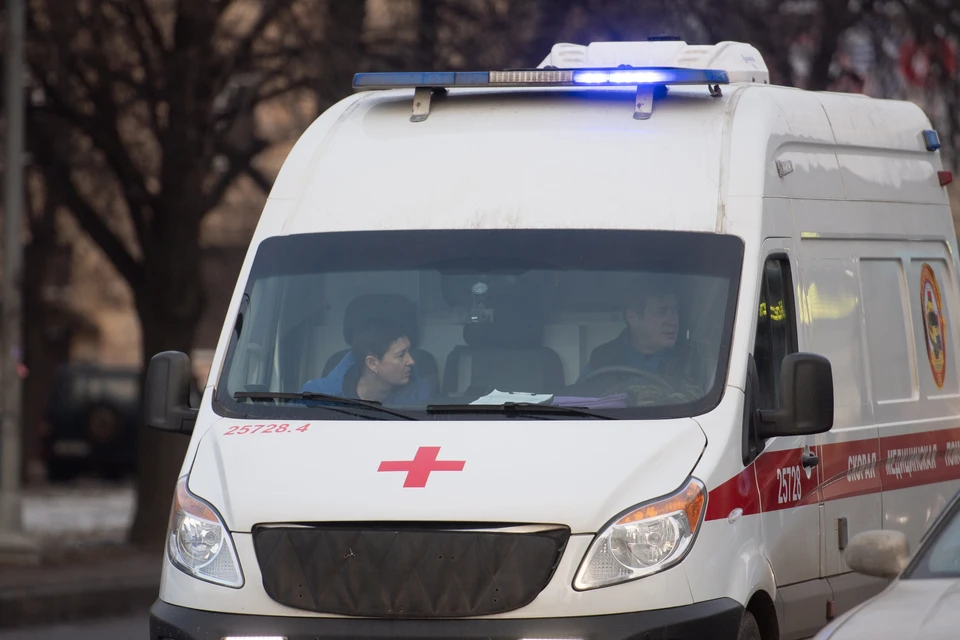 В Таганроге школьница попала под колеса автомобиля