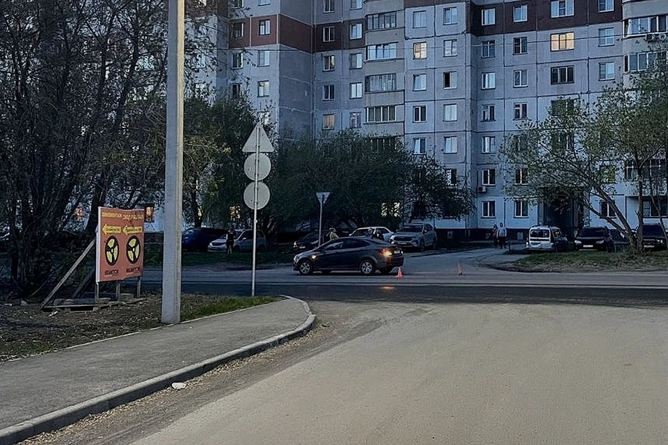 В Ленинском районе Новосибирска женщина на «Хендай» сбила велосипедиста. Фото: Госавтоинспекция по Новосибирской области