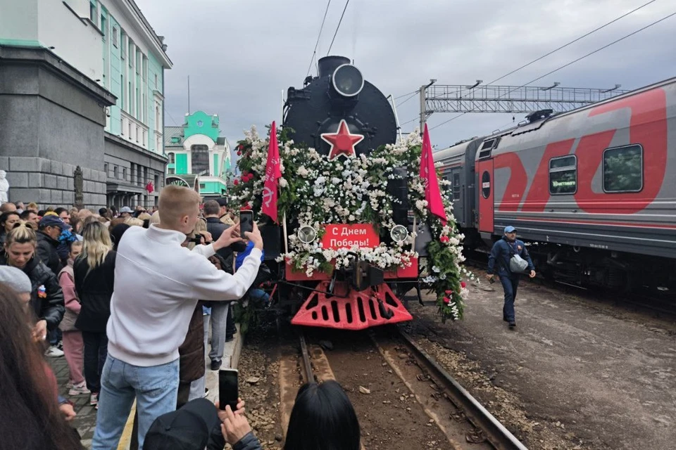 Ретропоезд «Эшелон Победы» прибыл в Новосибирск.