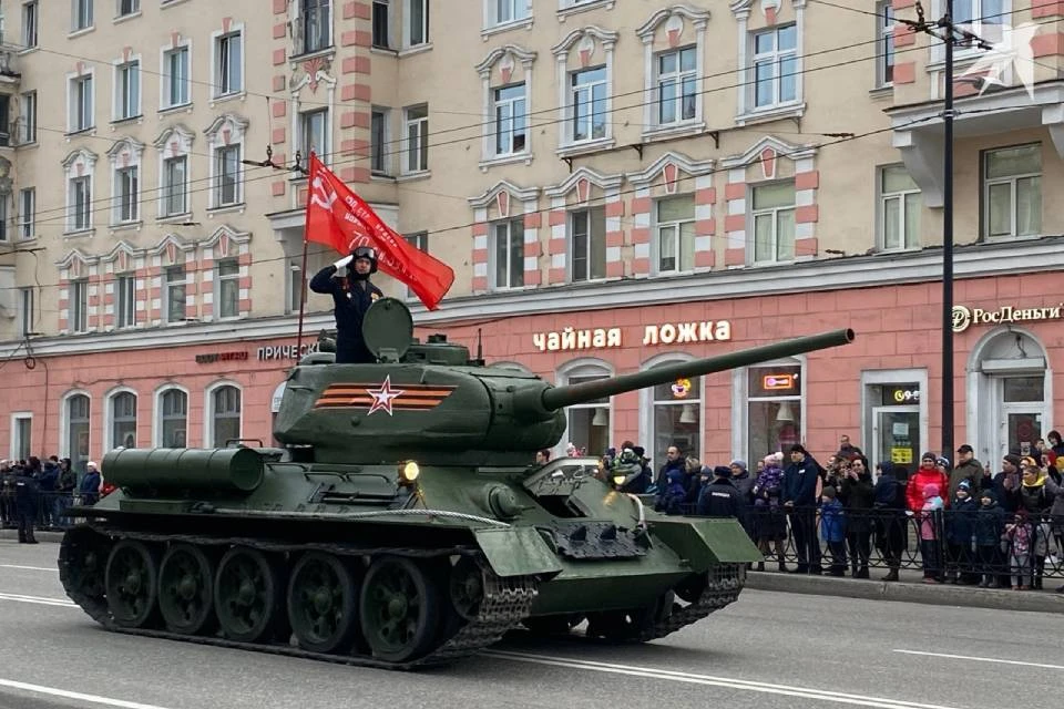 На время Парада Победы и других важных событий в честь 80-летия Победы в Мурманске могут ограничить мобильный интернет.