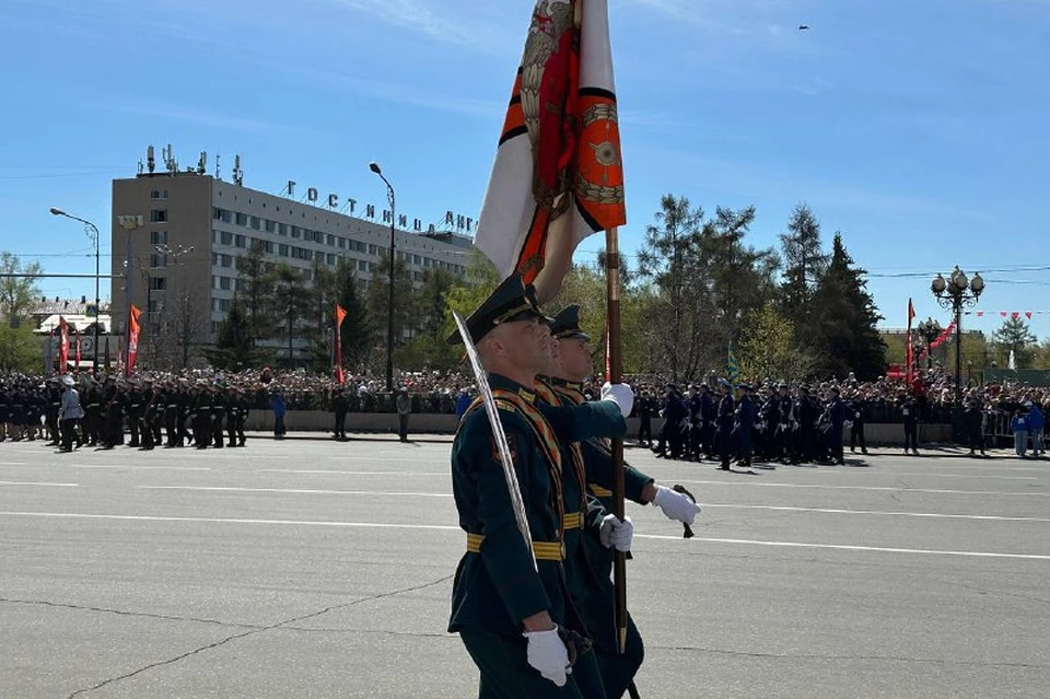В Иркутске проходит парад Победы.