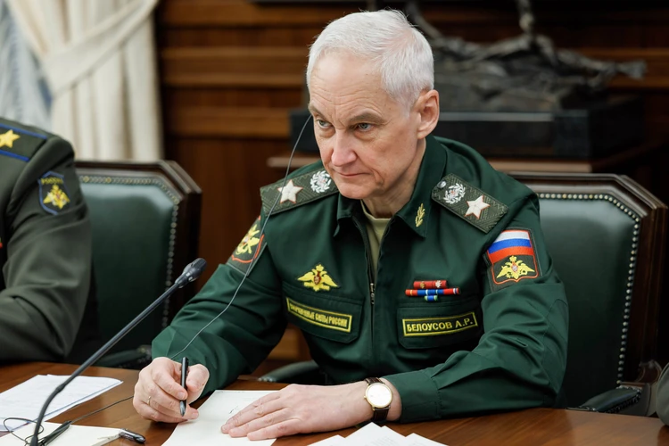 Белоусов встретился с командующим Ливийской национальной армией