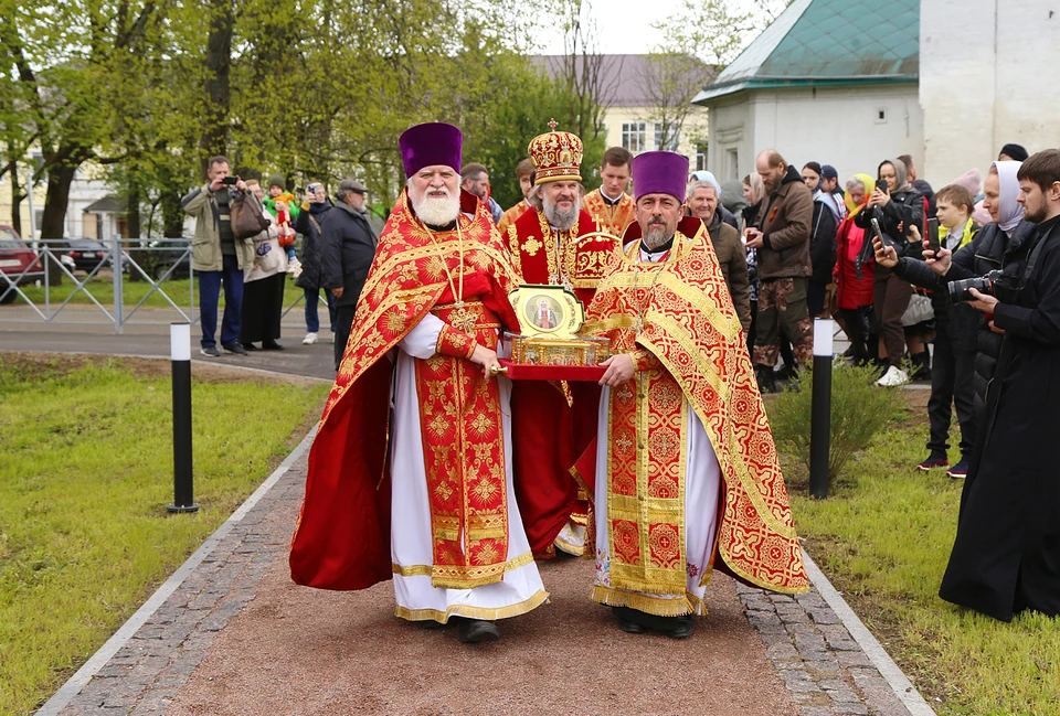 Святыню встречали в Спасо-Преображенской церкви города Торопца. Фото: Виталий Тузов