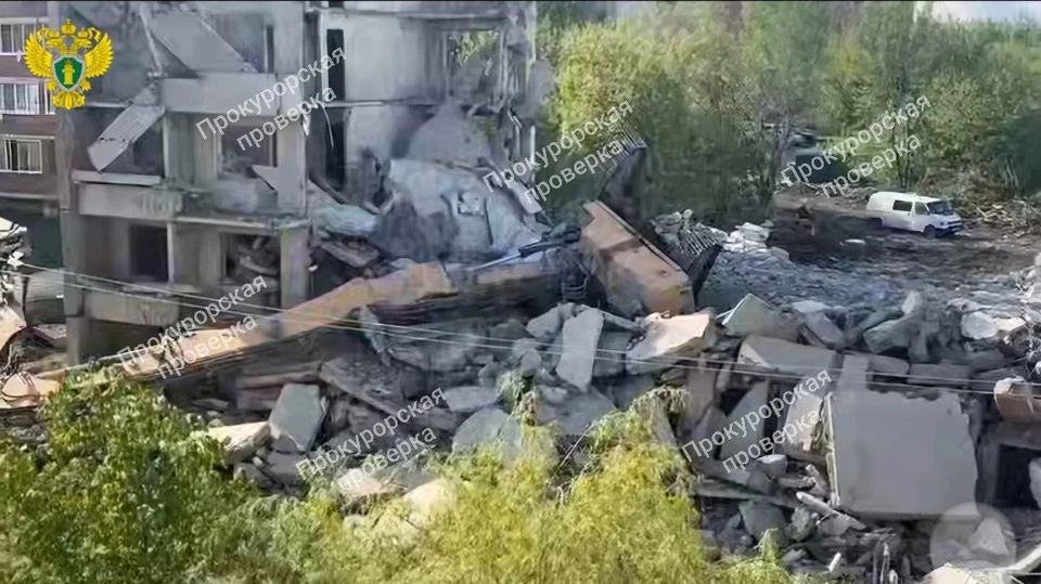 Экскаватор рухнул с высоты в Липках Тульской области: прокуратура организовала проверку