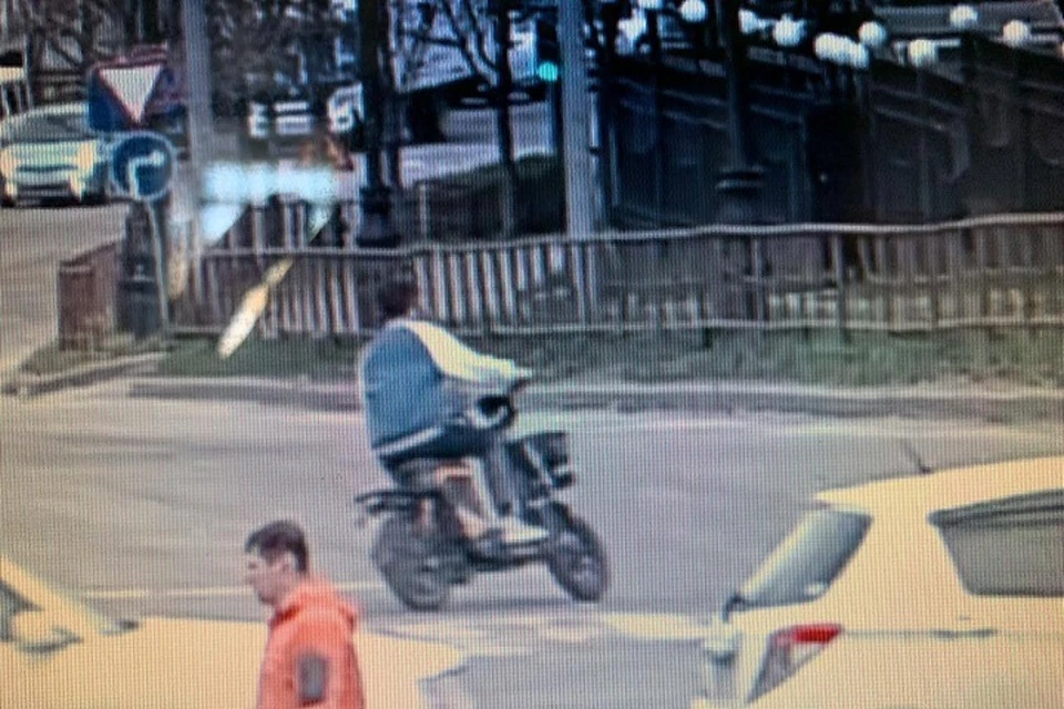 В Хабаровске мопедист сбил несовершеннолетнего пешехода и скрылся с места ДТП Фото: Госавтоинспекция Хабаровска