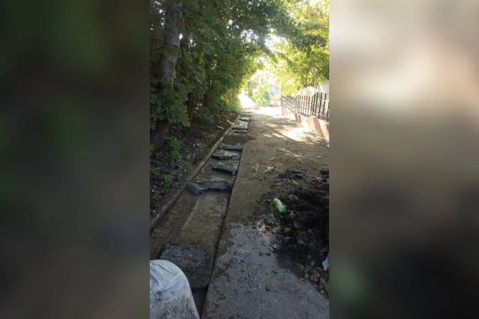В Ставрополе на улице Клары Цеткин проводят ремонт дождевую канализации. Фото: администрация Ставрополя