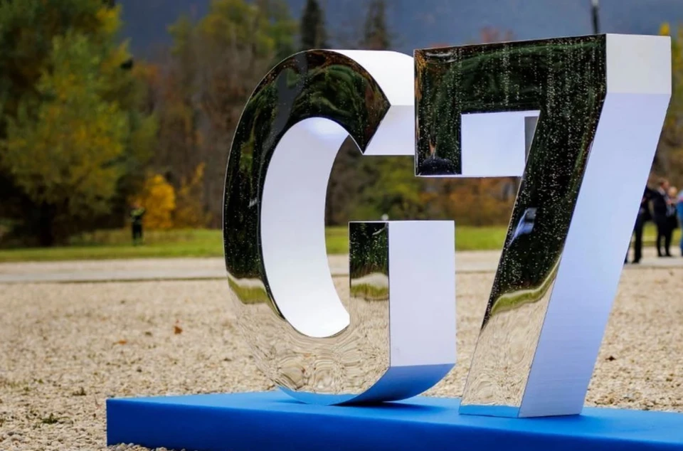 G7 пригрозила России ужесточением санкций при продолжении огня на Украине