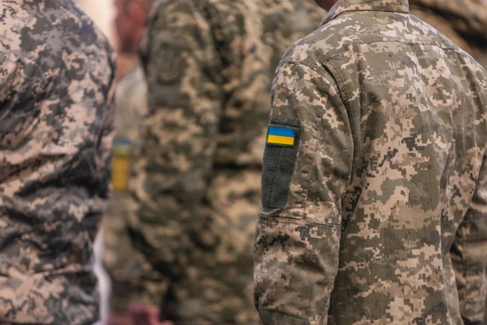 Дэвис: ситуация в ВСУ демонстрирует скорый крах, бойцы покидают поле боя