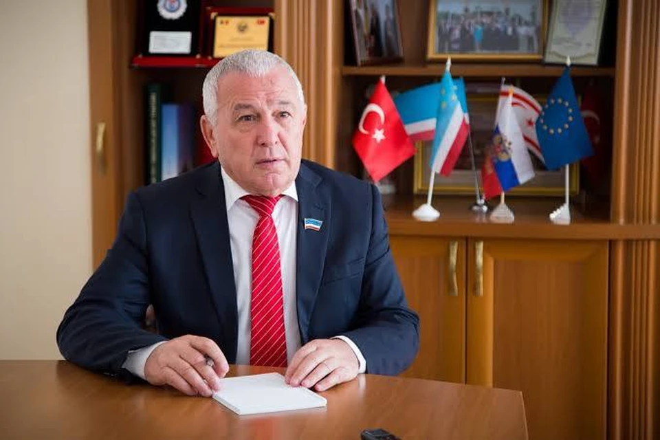 Дмитрий Константинов
