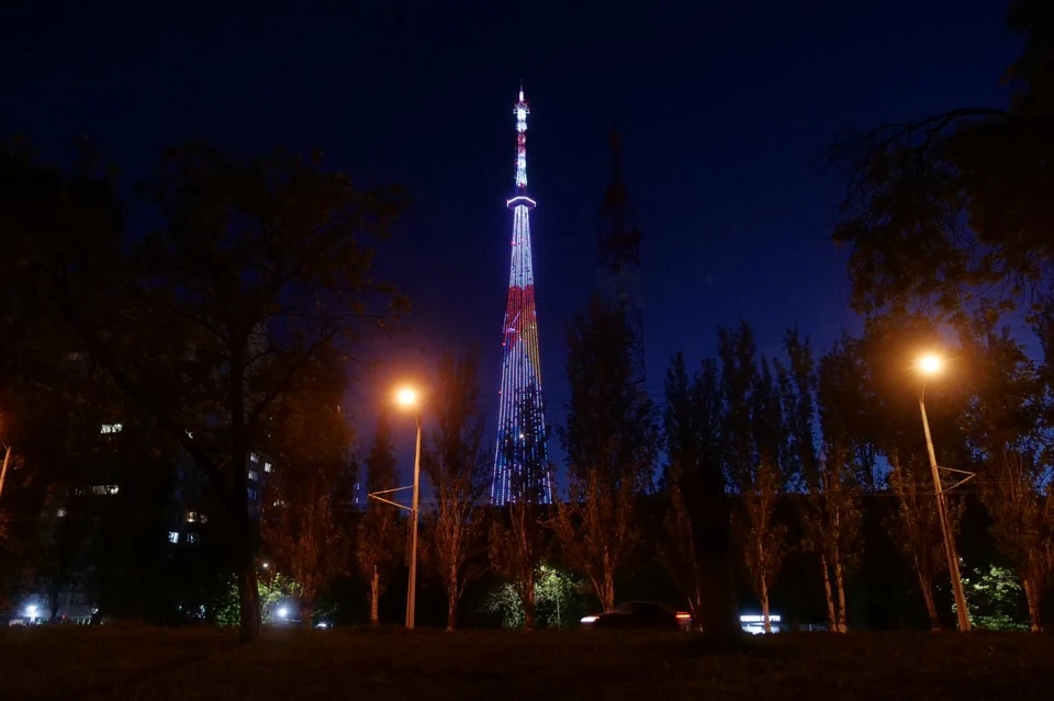 Логотип «Комсомольской правды» на телебашне в Самаре