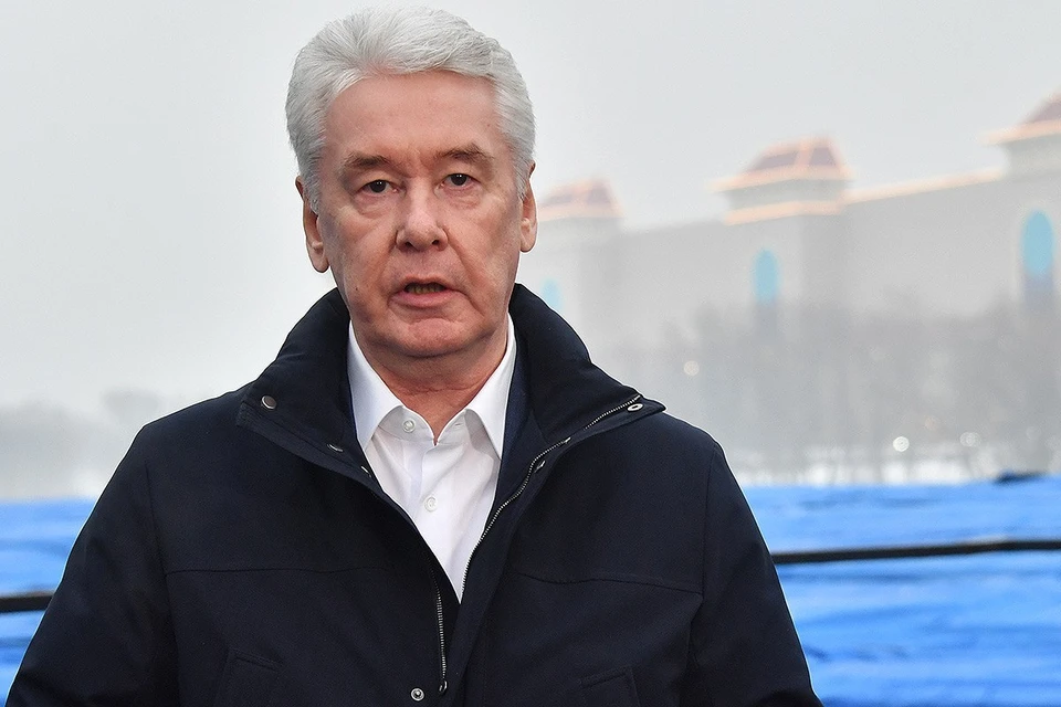 Собянин сообщил о сбитых украинских беспилотниках, летевших на Москву.