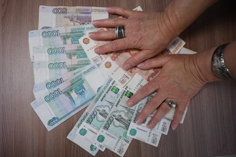 Зарплату на предприятии задерживали более трех месяцев
