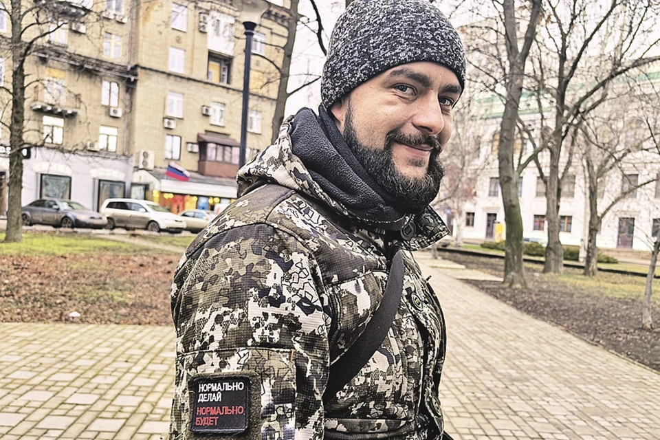 Сейчас Владимир служит замполитом. А каждую свободную минуту стремится провести с женой и сыном.