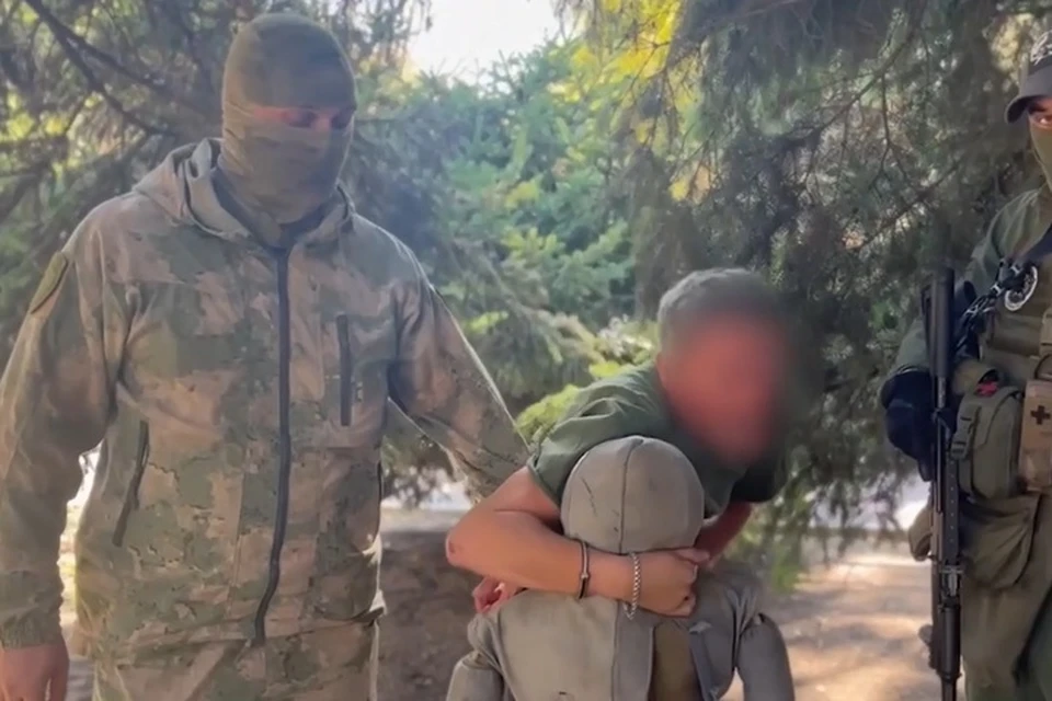 Мужчина сначала душил женщину, а потом застрелил. ФОТО: скриншот с видео СК по ЛНР