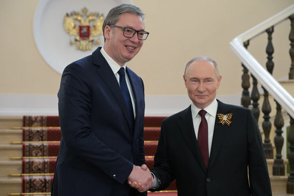 Вучич рассказал, что обсуждал с Путиным данные о поставках Сербией оружия Киеву
