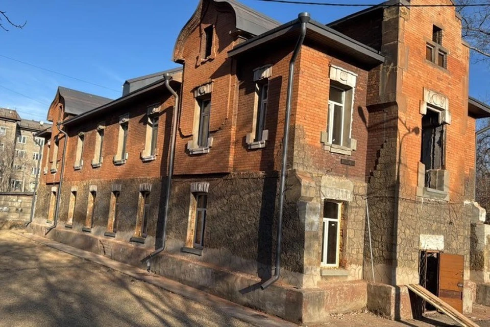 В Иркутске заканчивают реставрацию здания бывшей жандармерии. Фото: пресс-служба администрации города Иркутска