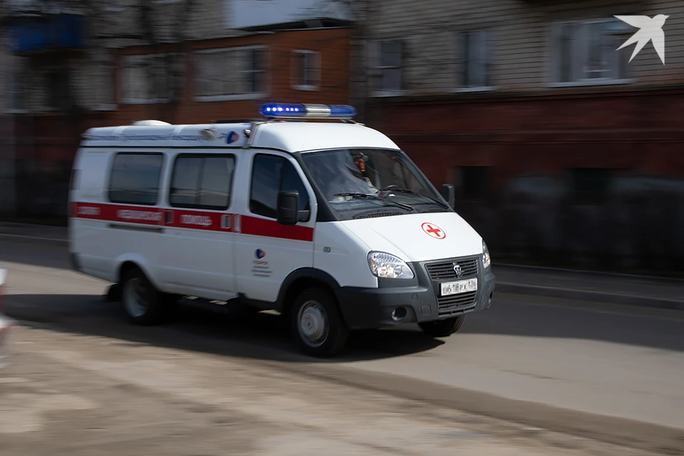 Вечером 29 мая в Мурманске во дворе на улице Книповича под колеса иномарки попал ребенок.