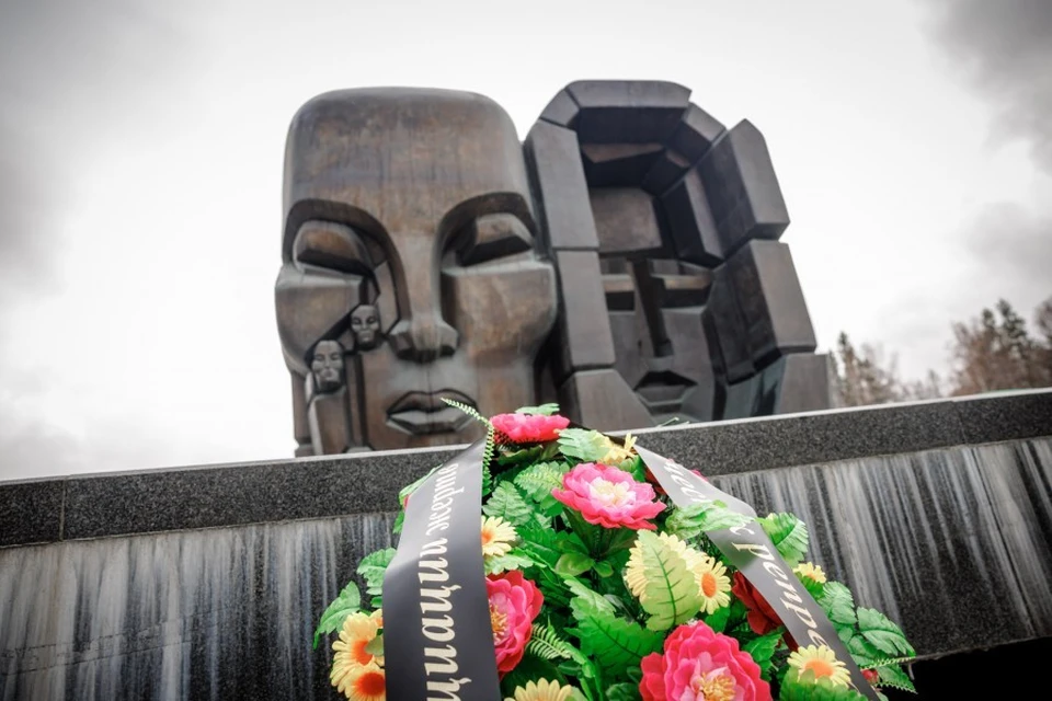Панихида в память о жертвах политических репрессий пройдёт у мемориала. Фото: администрация Екатеринбурга