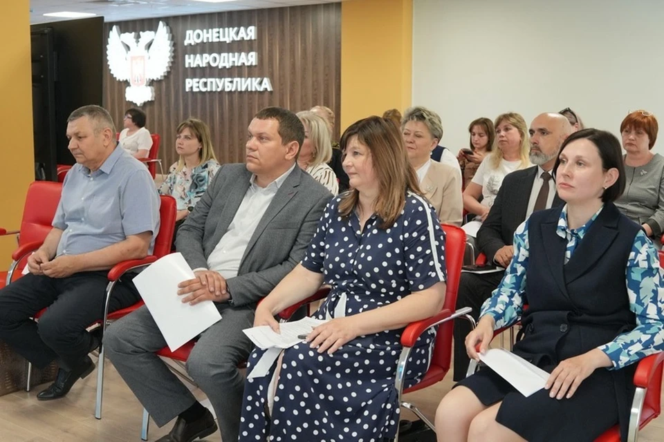 В Донецке прошел семинар по вопросам развития профильных классов. Фото: ТГ/Трофимов