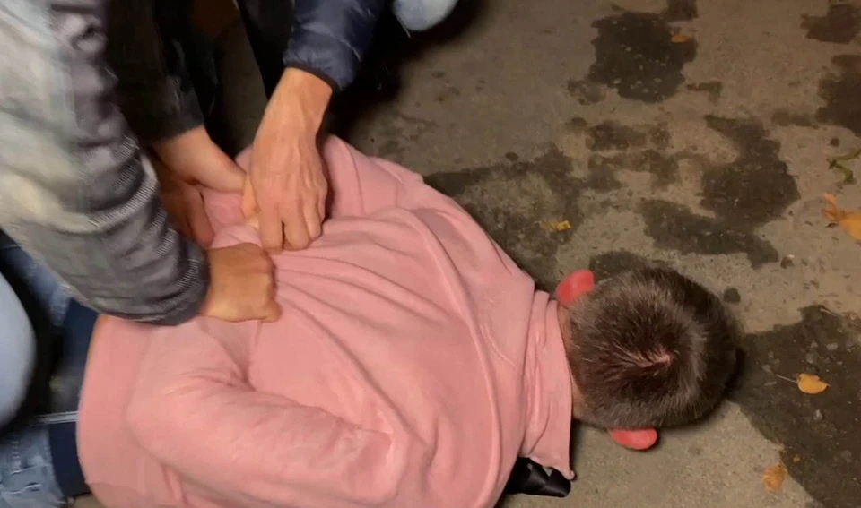 Силовики задержали шпиона в октябре 2022 года. Фото: скриншот из видео УФСБ по Крыму и Севастополю