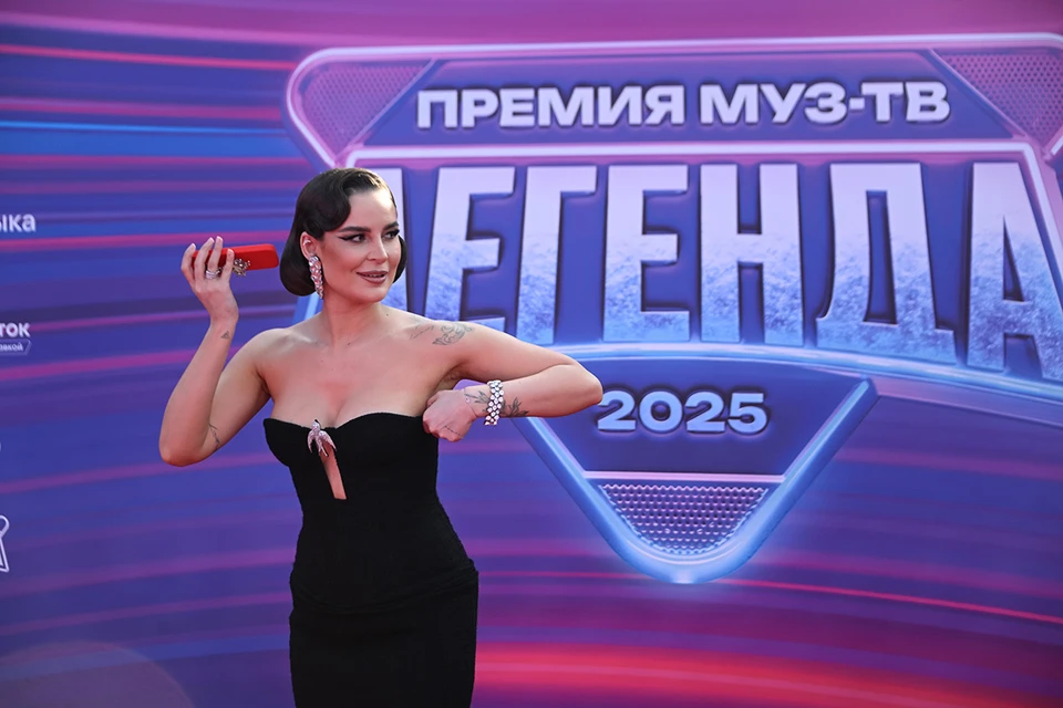 Певица Севиль