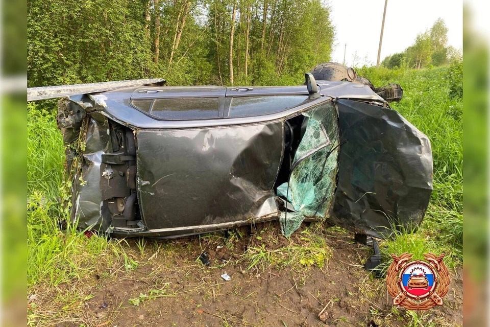 23-летняя девушка-водитель не справилась с управлением при обгоне. Фото: Госавтоинспекция Тверской области.