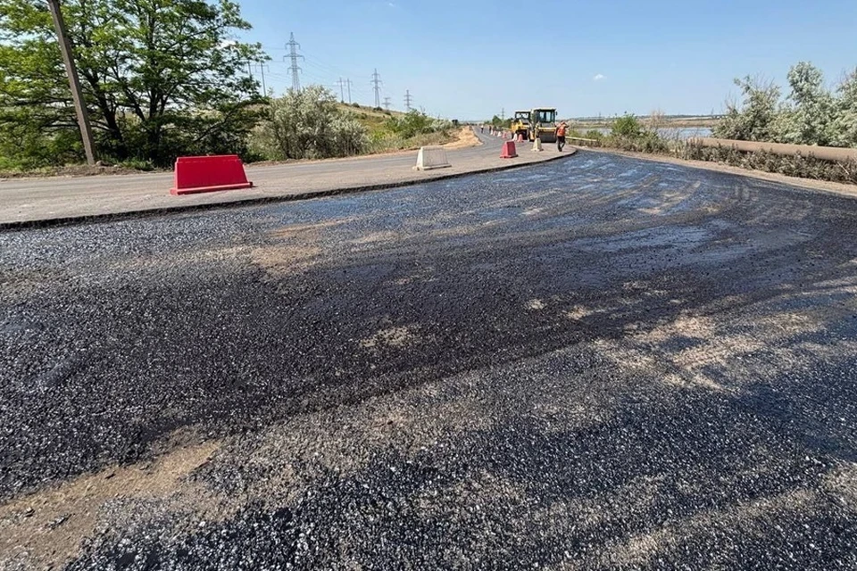 В Старобешево ДНР завершается ремонт семикилометровой автомобильной дороги. Фото: Минтранс ДНР