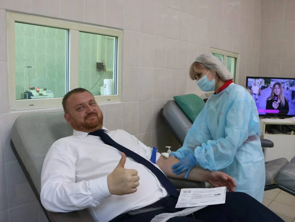 Артем Воробьев тоже сдал кровь в День донора