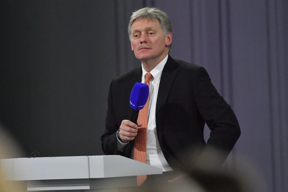Песков рассказал, что сейчас мешает продвигаться российско-американским отношениям.