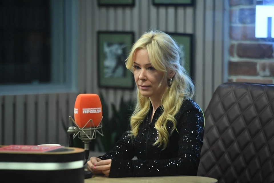 Екатерина Мизулина заявила, что недавно обратилась в МВД в связи с пропагандой запрещенных веществ в треках артиста CMH.