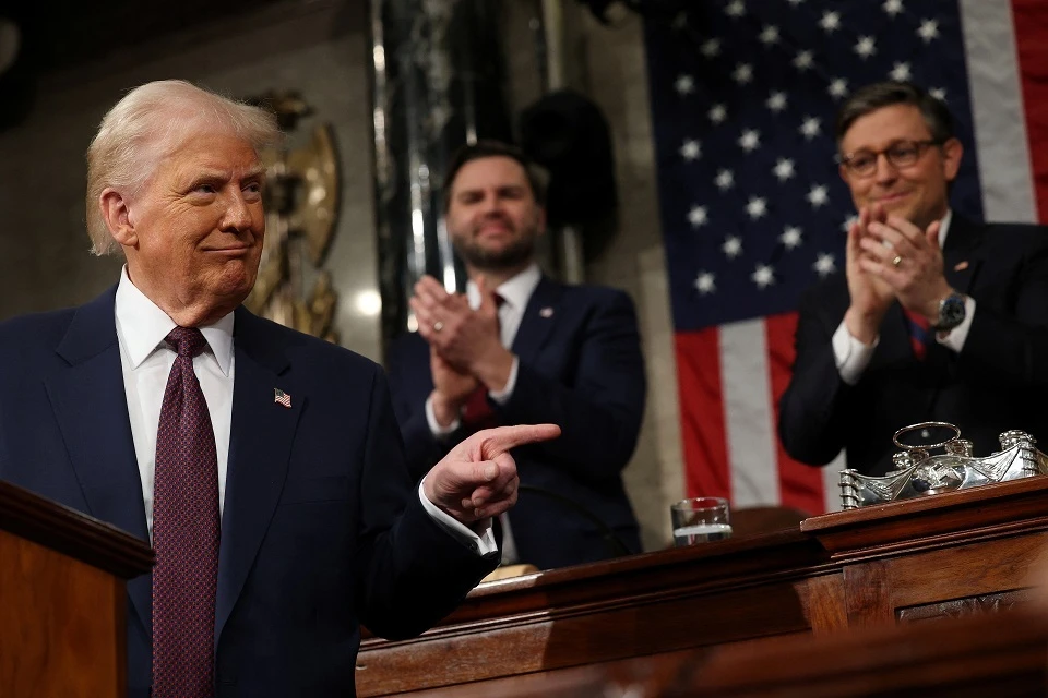 CBS: в окружении Трампа нет единого мнения по идее удара США по Ирану