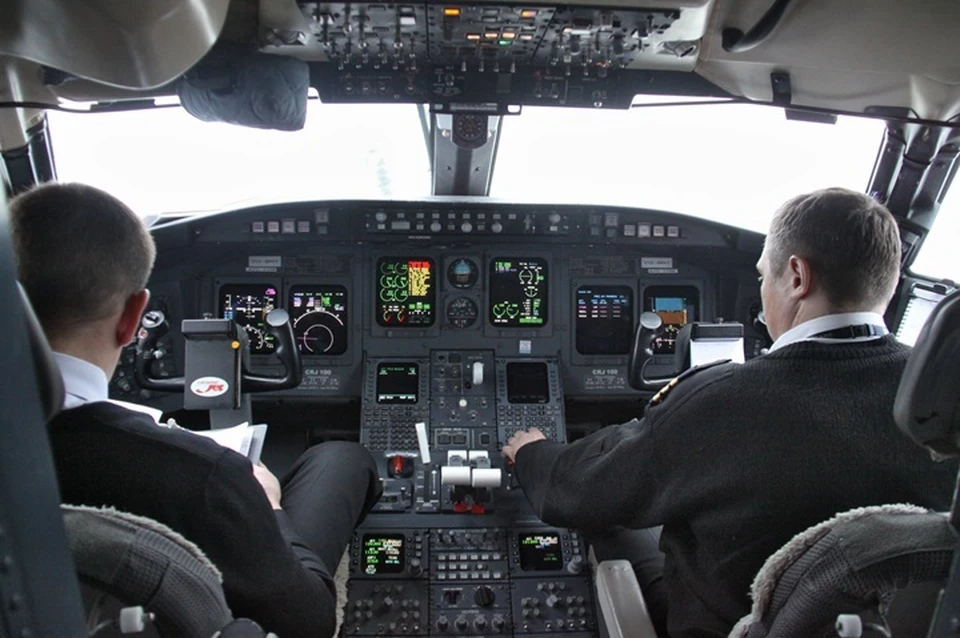 Пассажирский самолет Bombardier CRG-200