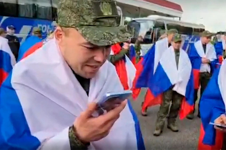 Военнослужащие России сообщили своим родственникам по видеосвязи, что они вернулись домой