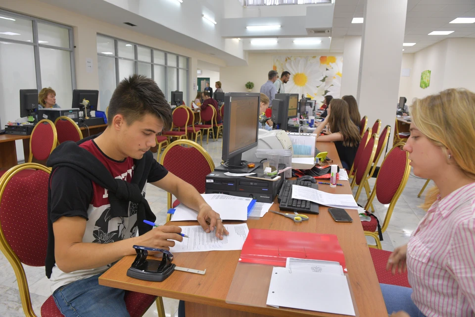 Для тюменских абитуриентов пришло время подавать документы в вузы