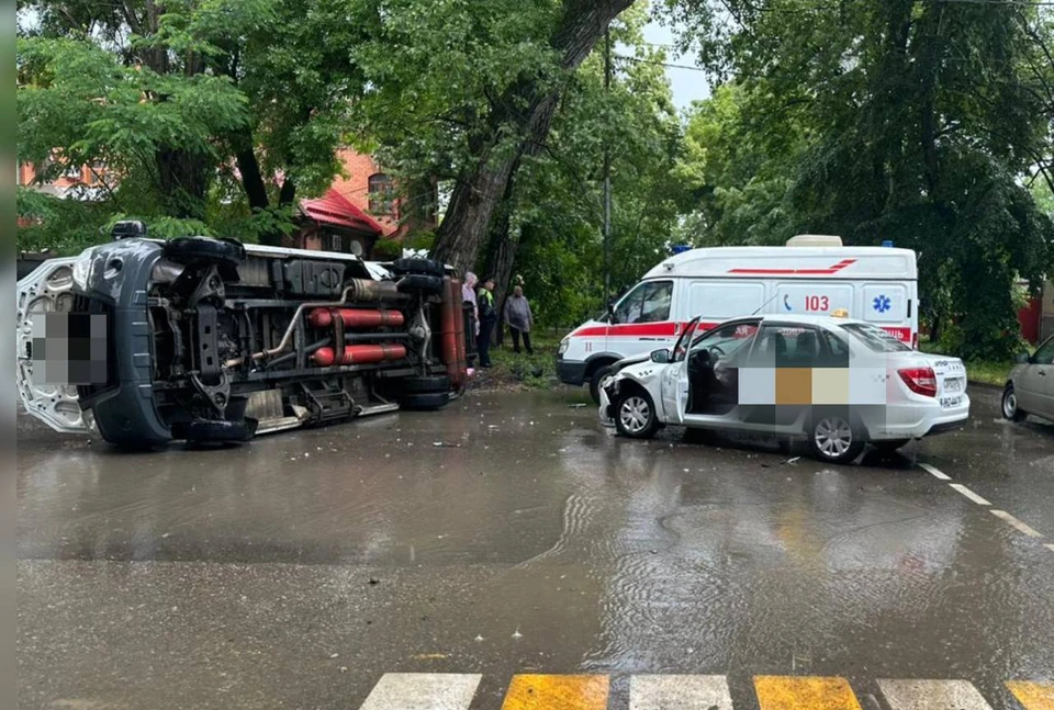 Пенсионерка получила травмы в аварии с маршруткой в Ессентуках. Фото: Госавтоинспекция Ставрополья