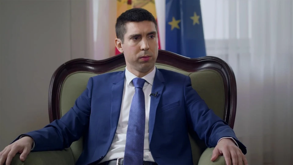 Михай Попшой.