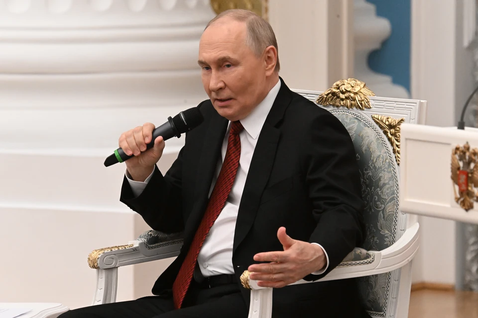 Путин назвал достижения ученых и инженеров вкладом в укрепление ОПК