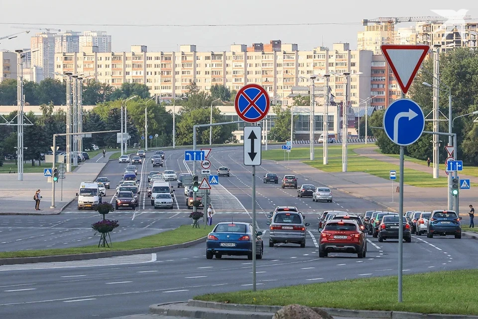 МВД Беларуси предлагает пересмотреть правила перевозки детей в авто. Снимок носит иллюстративный характер.