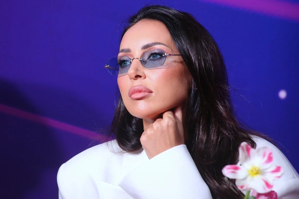 Дочь Алсу Микелла назвала певицу сильным и талантливым человеком
