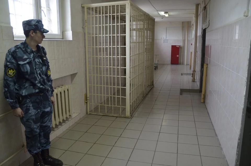Смертельная драка незнакомцев у торгового центра в Кимовске Тульской области