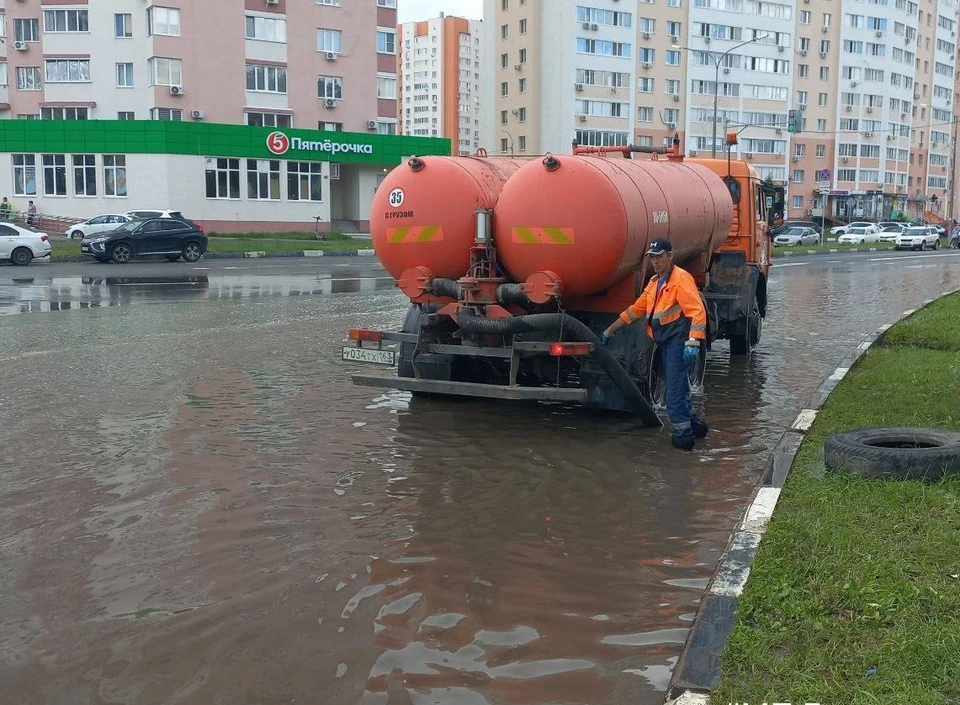 Одновременно в разных районах Самары выпало более 12 мм осадков. Фото: МП "Благоустройство"