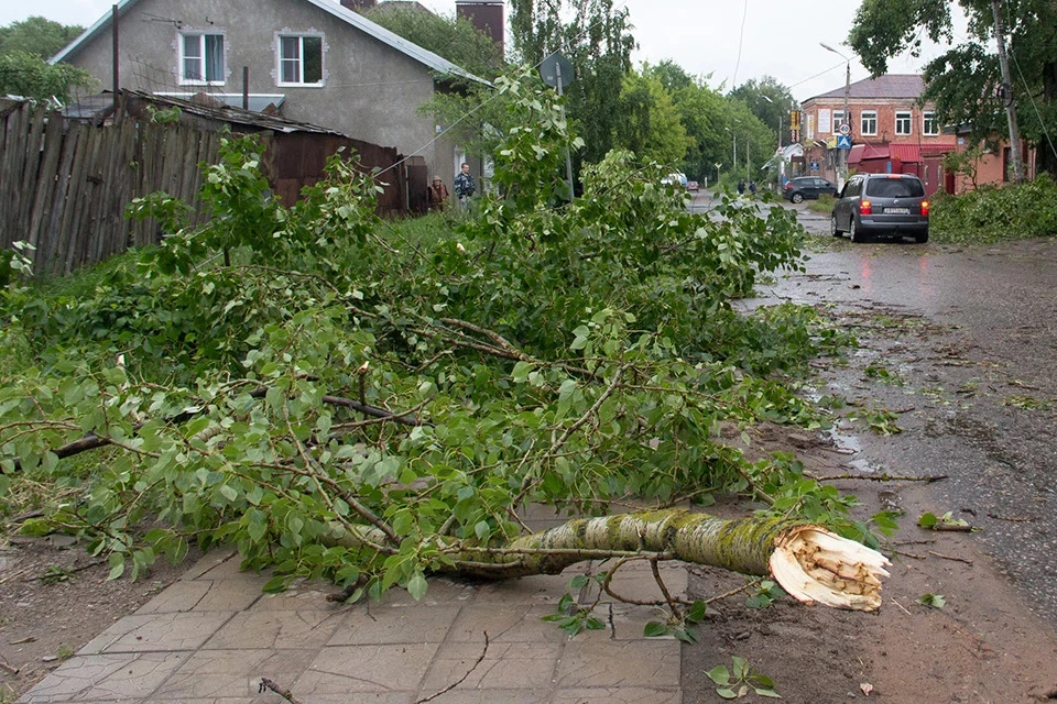 Берегите головы.