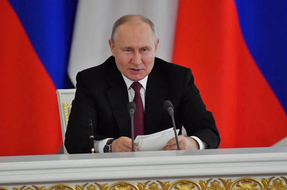 Владимир Путин открыл ФОК в Новоалексеевской школе