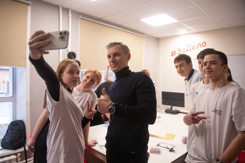 Василий Анохин: «Для региона 2024 год стал насыщенным в рамках молодёжной повестки Союзного государства». Фото: пресс-служба правительства Смоленской области.