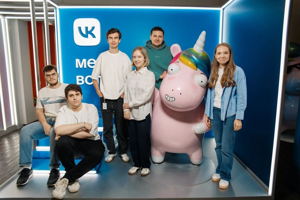 Сдавшую на 400 баллов ЕГЭ москвичку Яшмолкину пригласили на стажировку в MAX
